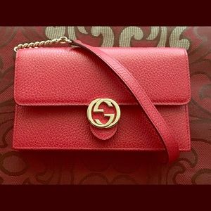 Gucci Wallet on a Chain